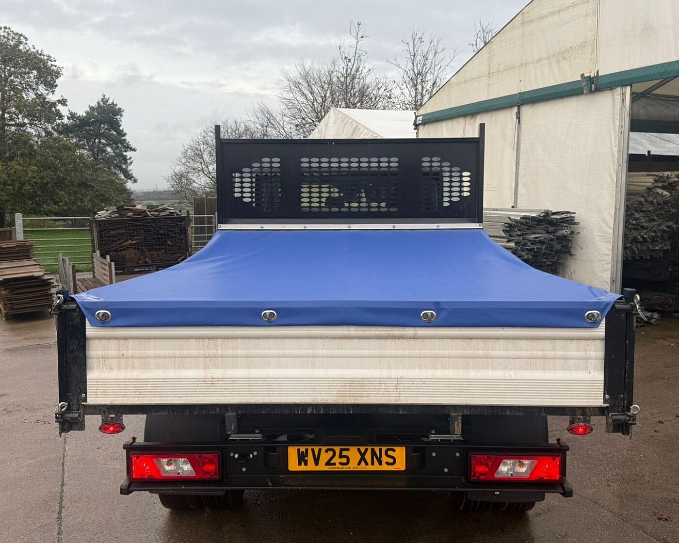 Photograph: Pick up and Trailer covers